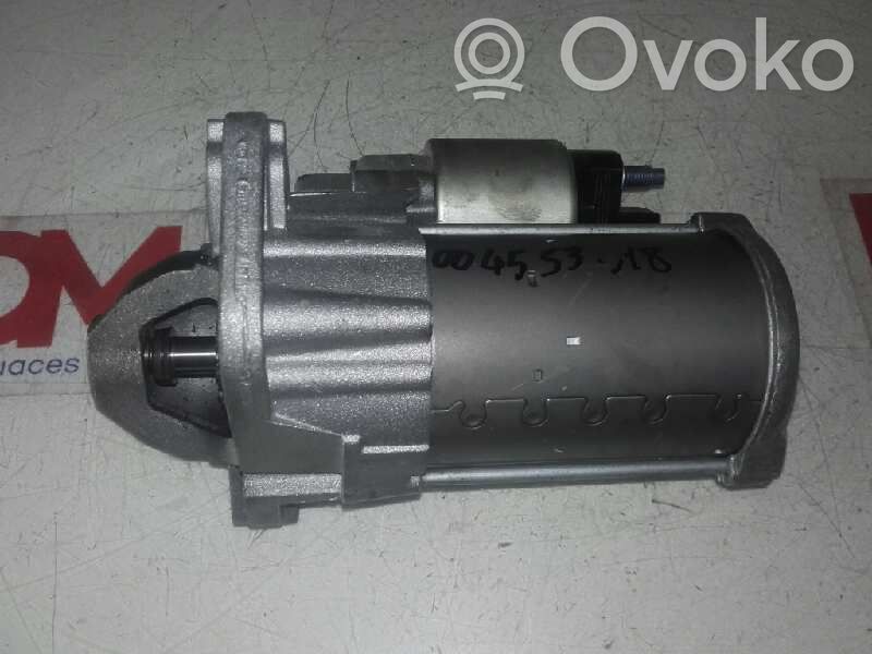 Motor de arranque   233004868R