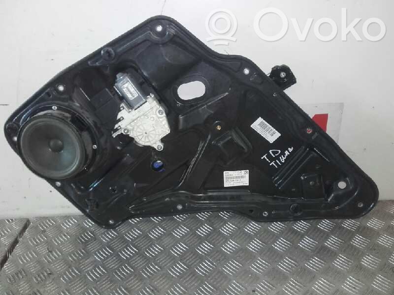 Volkswagen Tiguan Macara geam ușă spate cu motor 