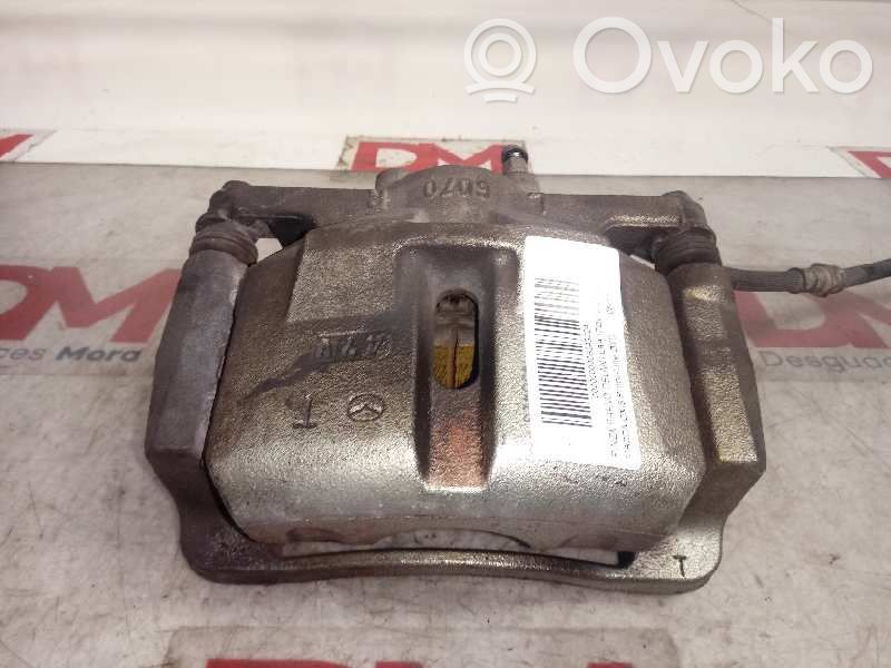 Caliper de freno delantero