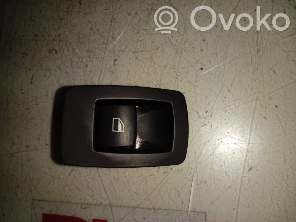 Electric window control switch