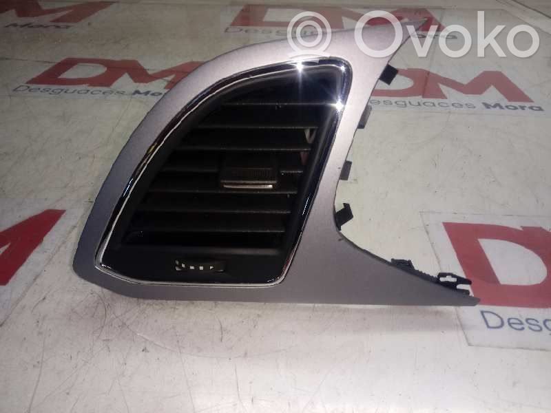 Seat Leon IV Luftausströmer Lüftungsdüse Luftdüse frontscheibe 