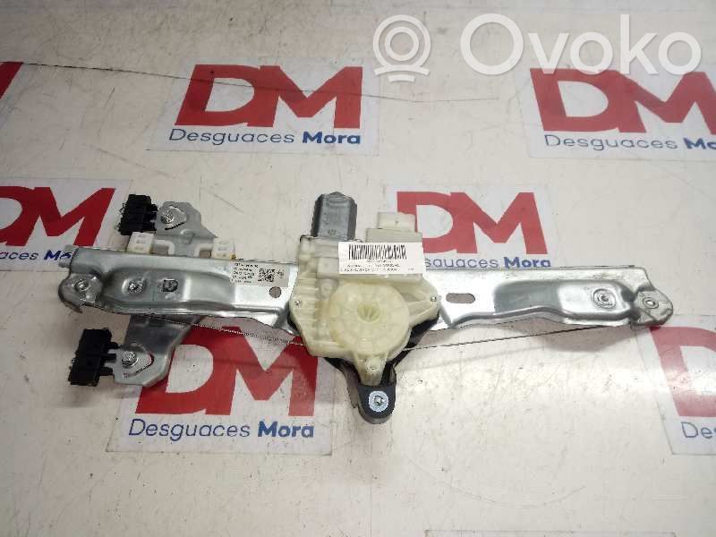 Nissan Qashqai Alzacristalli della portiera posteriore con motorino