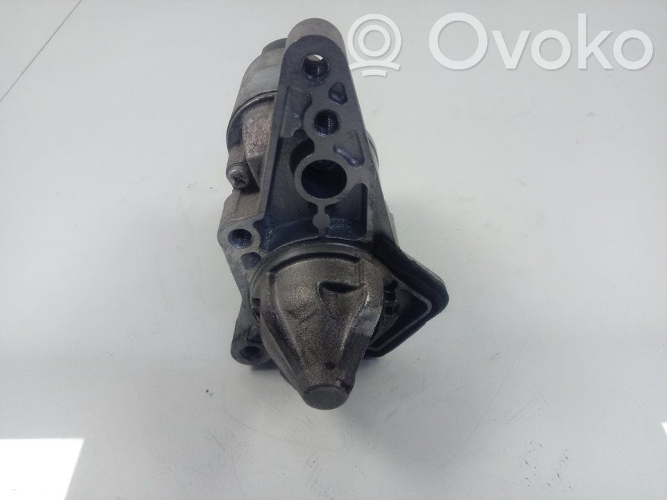 Motor de arranque   233001903R