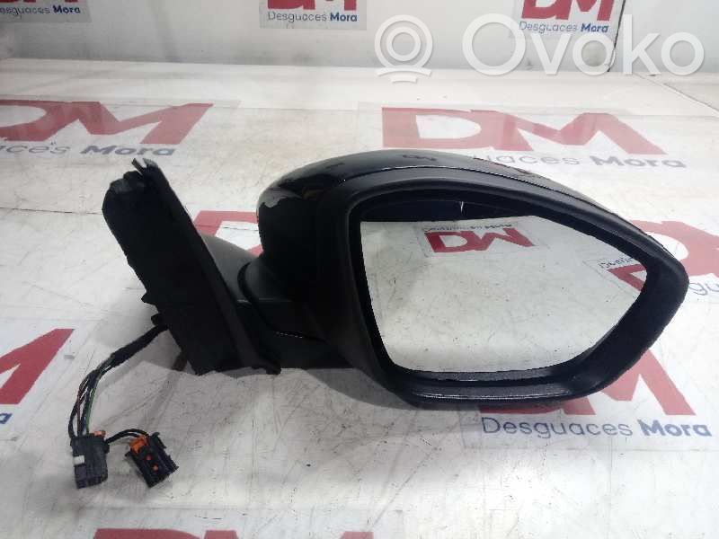 Opel Corsa F Elektryczne lusterko boczne drzwi przednich 