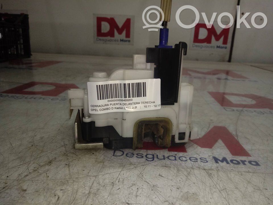Cerradura de puerta delantera