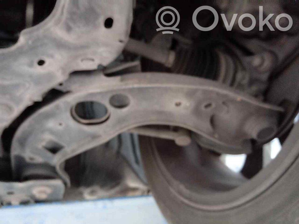 Front control arm   D24H34350C