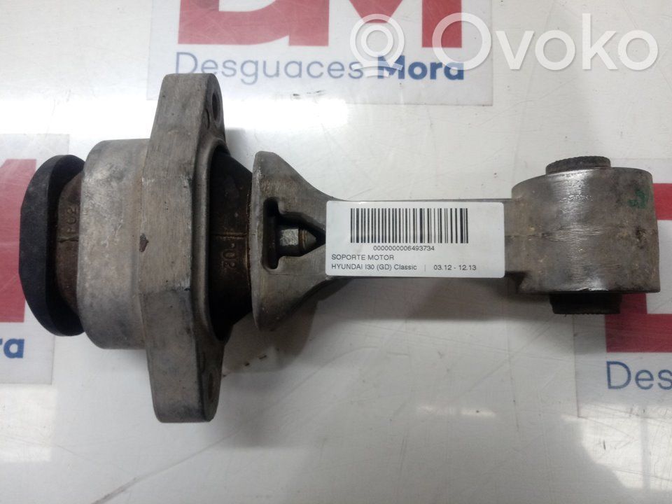 Hyundai i30 Engine mount bracket 
