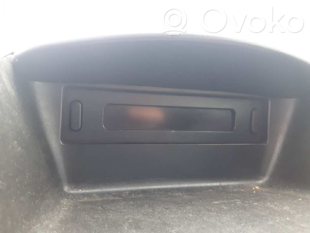 Peugeot 206+ HUD-näyttö 