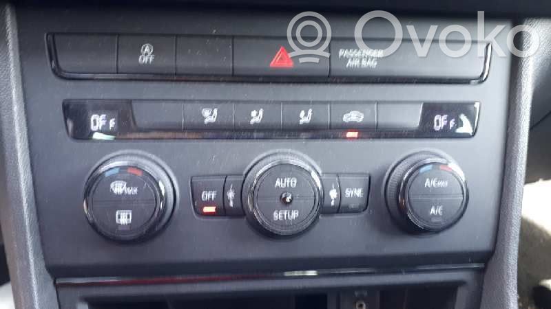Seat Leon (5F) Climate control unit 