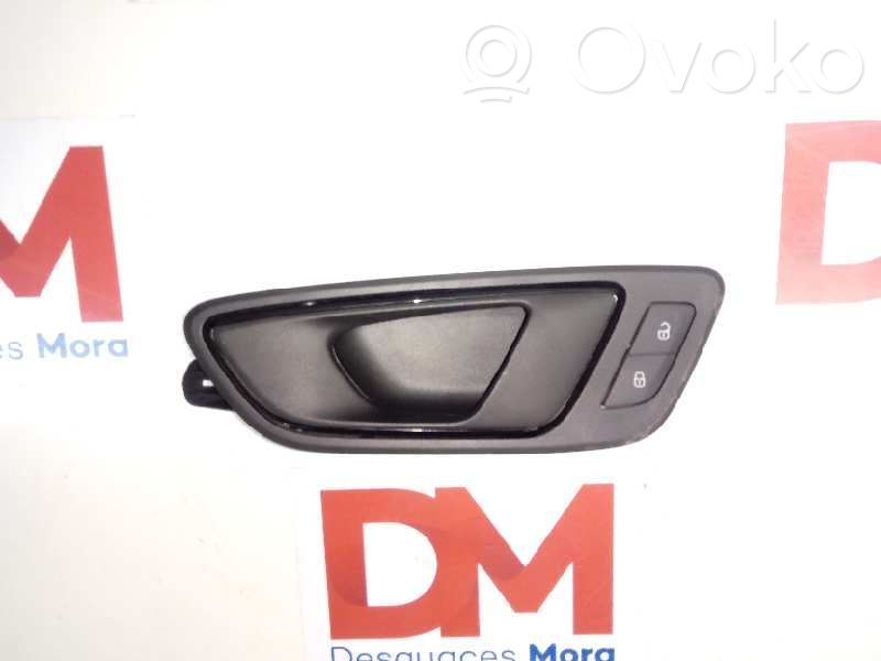 Manecilla interna puerta delantera   5F1837113A