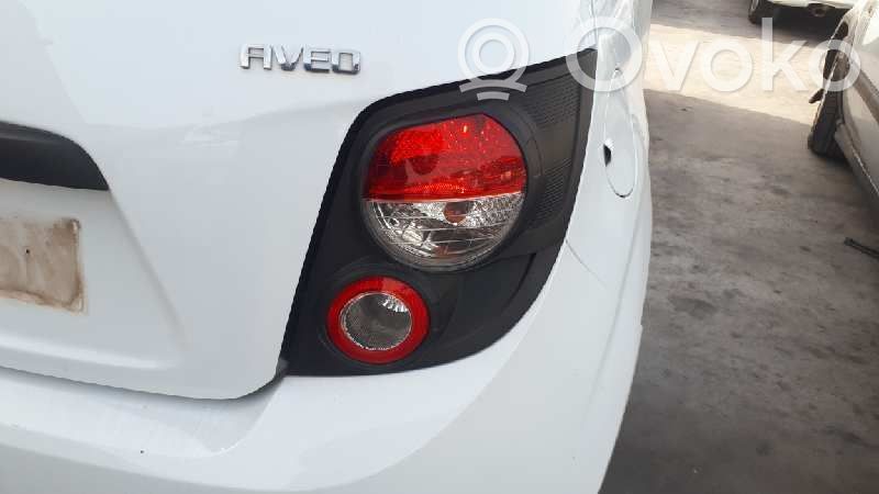 Chevrolet Aveo Lampă spate în caroserie