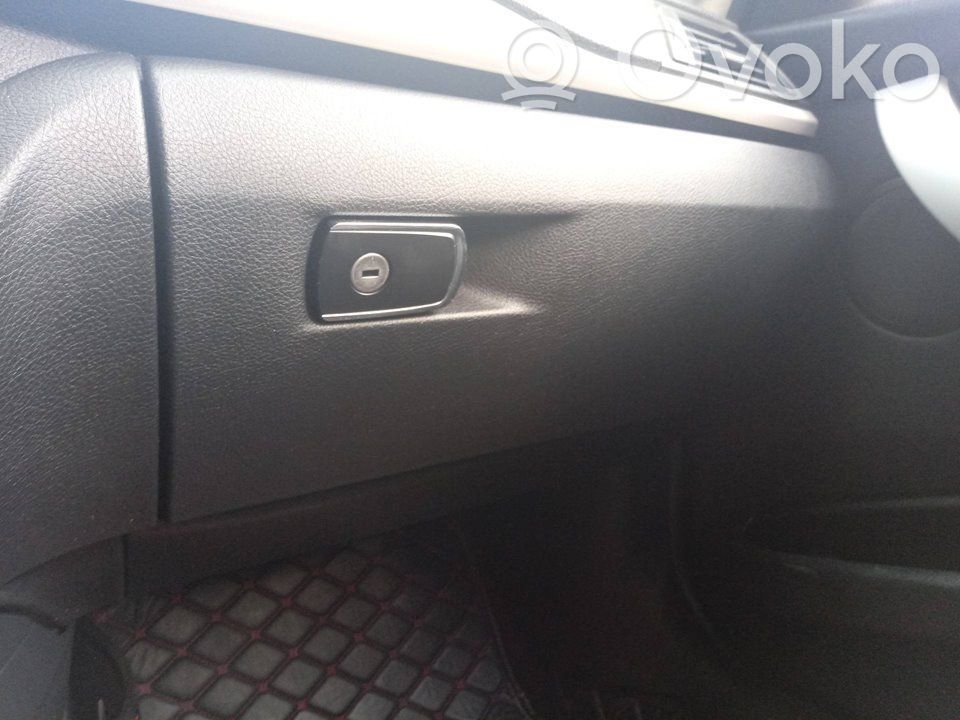 Handschuhfach