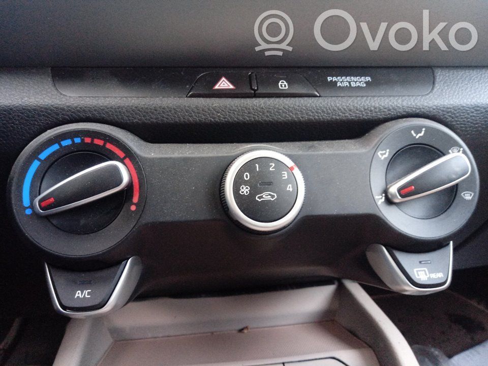 KIA Stonic Air conditioner control unit module 