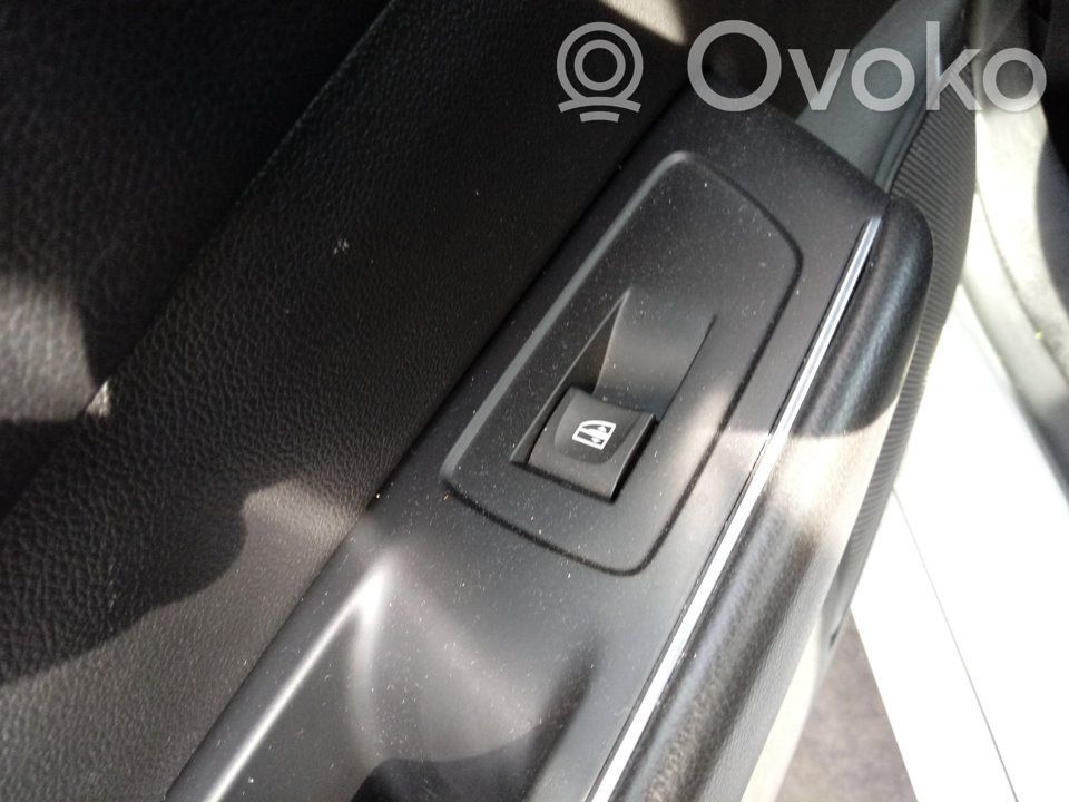 Renault Talisman Przyciski szyb 