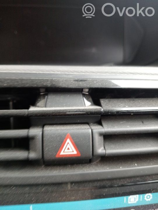 Botón interruptor de luz de peligro   96781018ZD