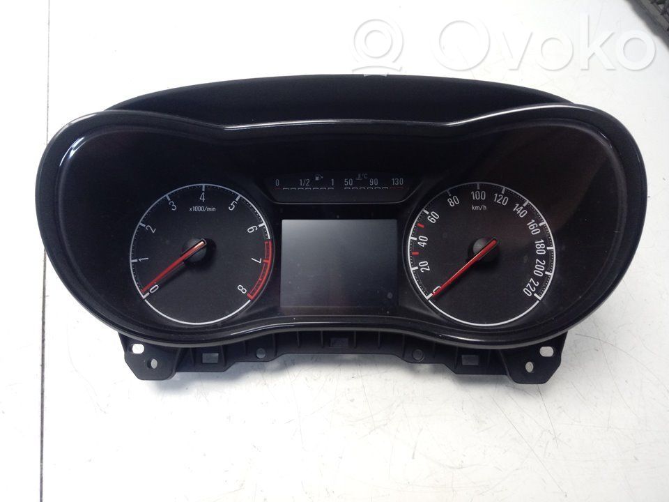 Speedometer (instrument cluster)   39085573