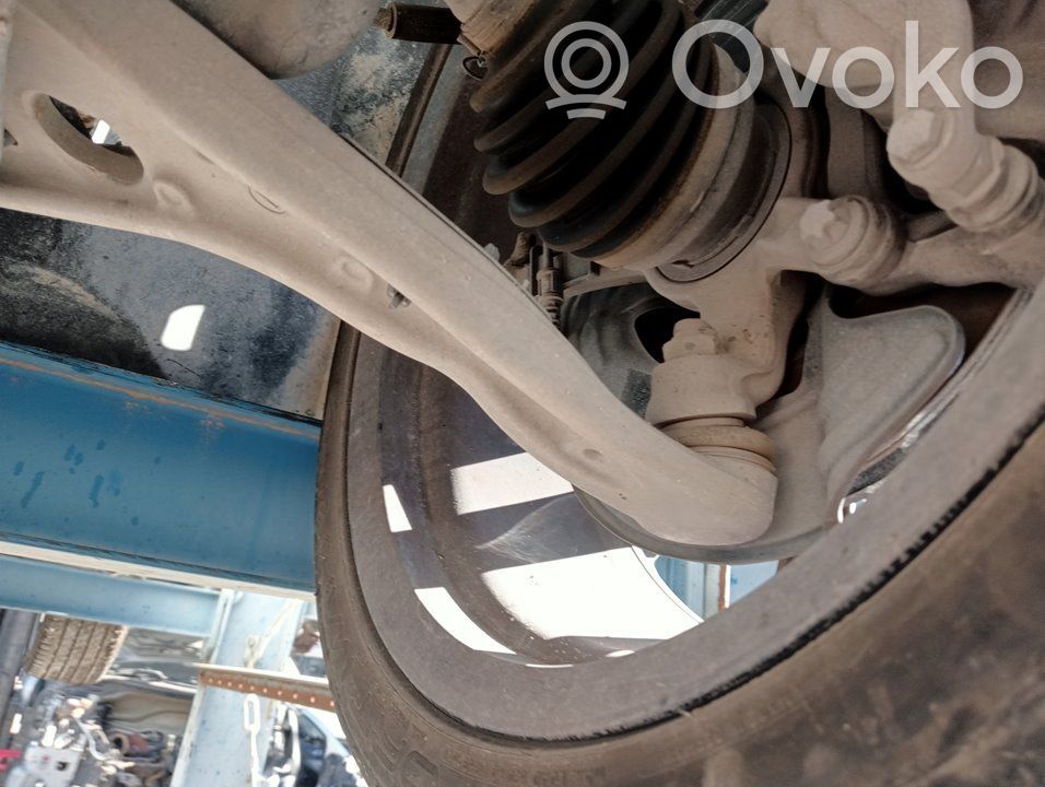 Mercedes-Benz B W246 W242 Braccio di controllo sospensione anteriore 