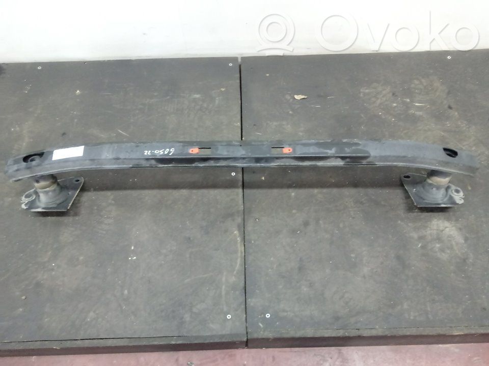 Opel Corsa E Soporte del parachoques delantero 