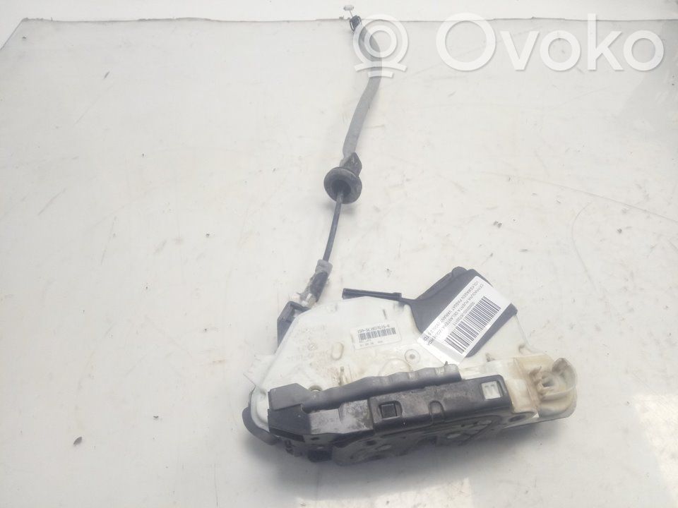 Volkswagen Passat Alltrack Zamek drzwi przednich 