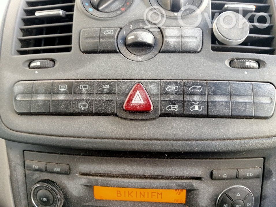 Mercedes-Benz Vito Viano W639 Interruttore luci di emergenza