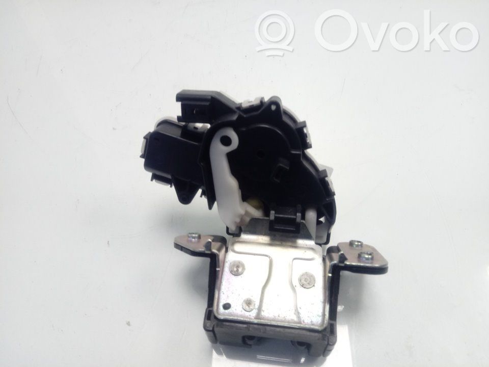 Tailgate lock latch   C6728