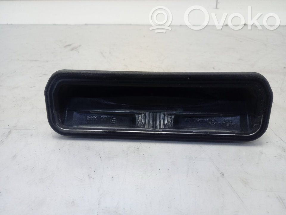 Manecilla externa puerta trasera   BM5119B514AE