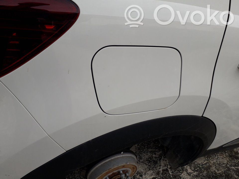 Renault Captur Klapka wlewu paliwa 