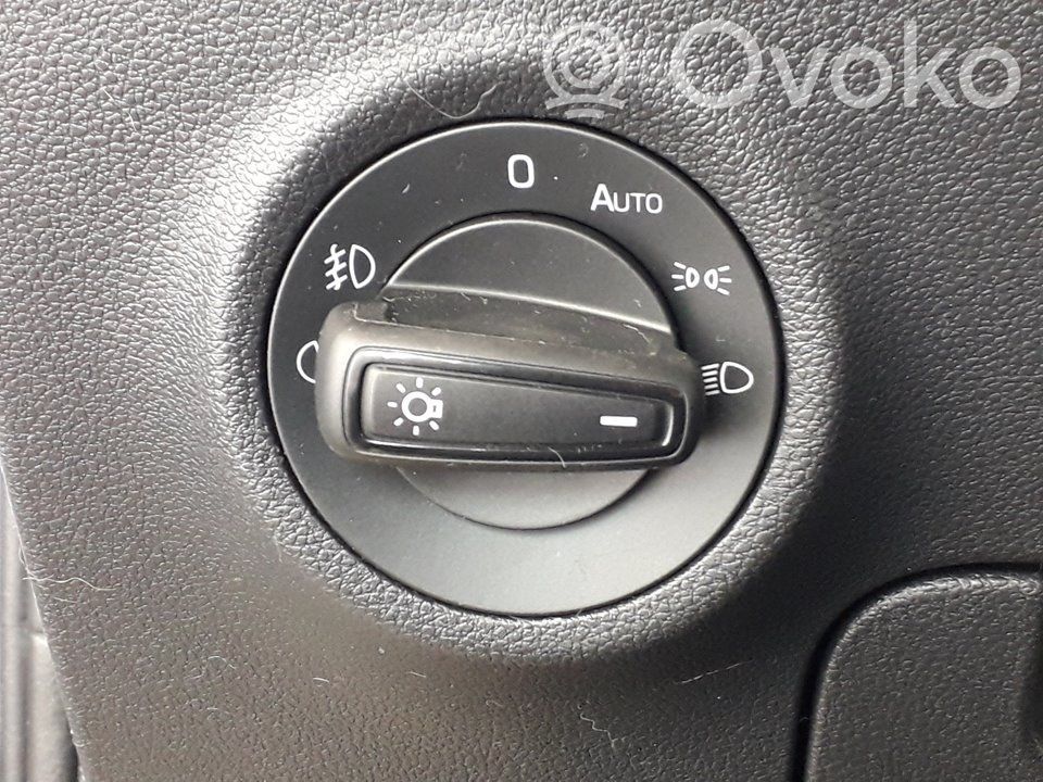 Skoda Karoq Interruptor de control del panel de luces 