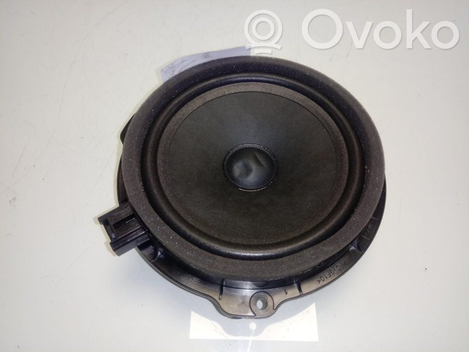 Tavarahyllyn kaiutin   JX7T18808FA