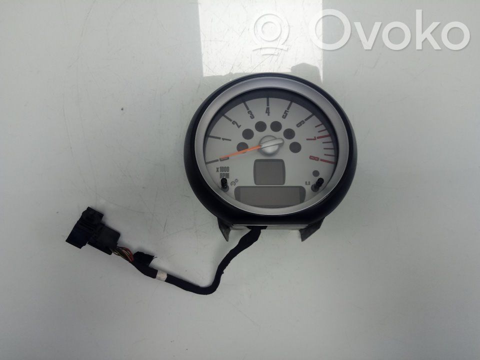 Clock   920139002