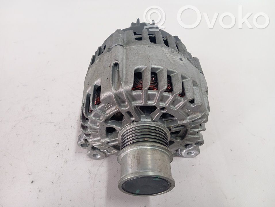 Alternador   05E903026Q
