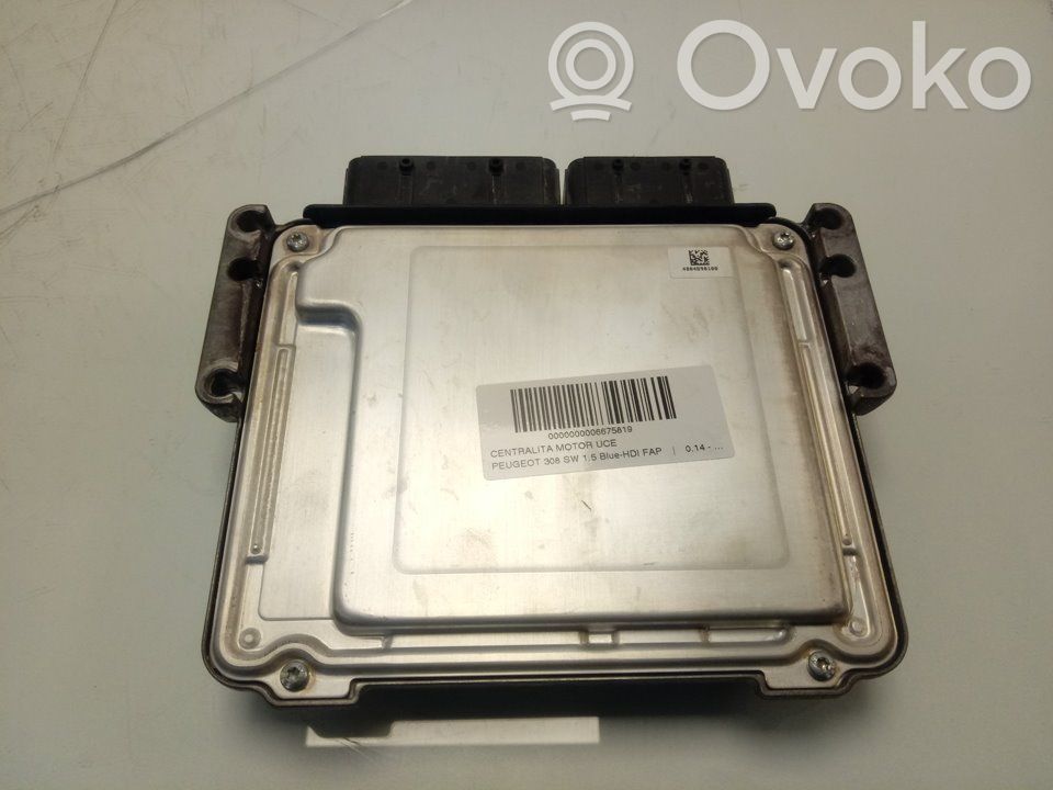Unidad de control/módulo del motor   9851039580