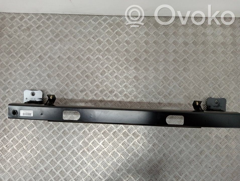 Soporte del parachoques delantero