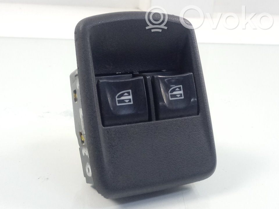 Interruptor del elevalunas eléctrico   254110431R