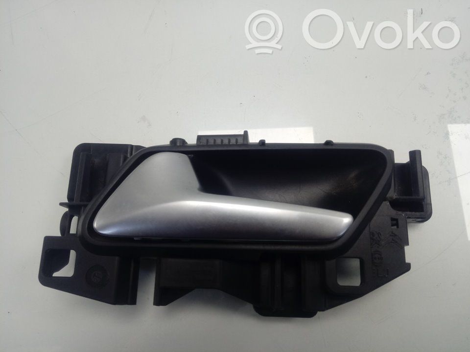 Citroen Berlingo Front door interior handle 