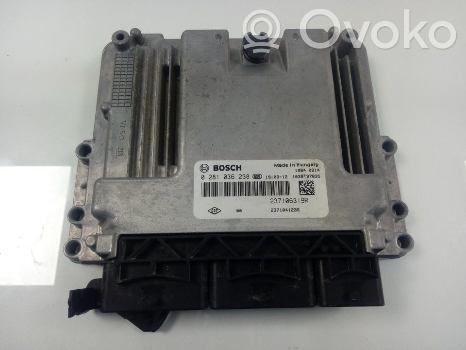 Renault Clio IV Variklio valdymo blokas 