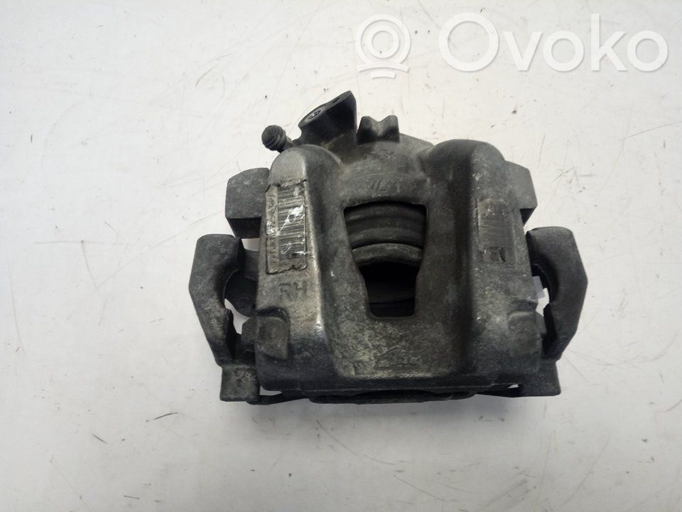 Front brake caliper   9833183280