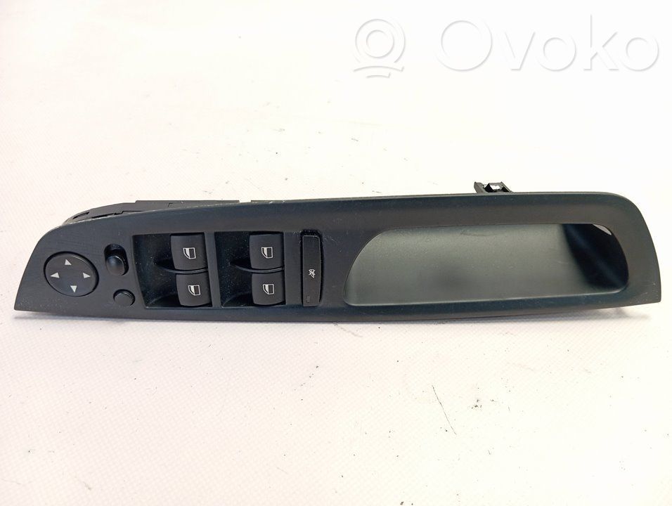 Electric window control switch   921804404