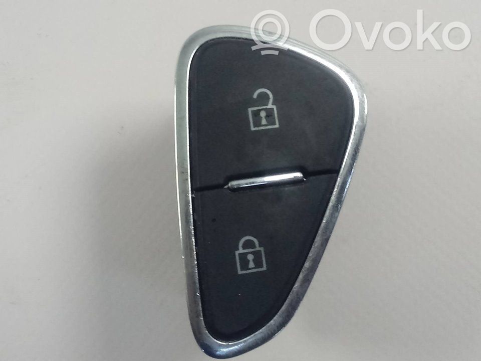Opel Corsa E Interruttore/pulsante di controllo multifunzione 