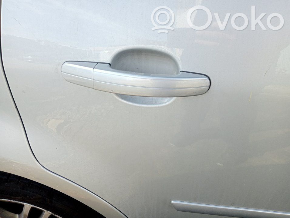 Ford C-MAX I Manecilla externa puerta trasera 