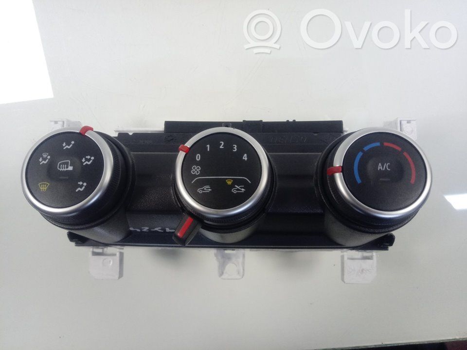 Air conditioner control unit module   275008537R