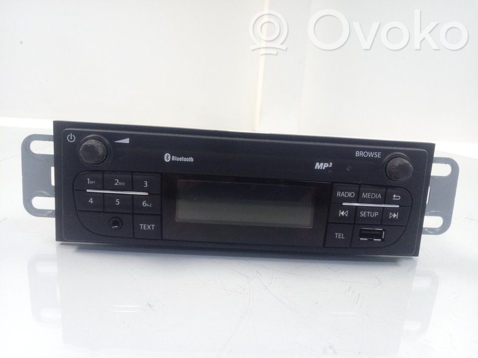 Renault Express Sound HiFi control unit module 