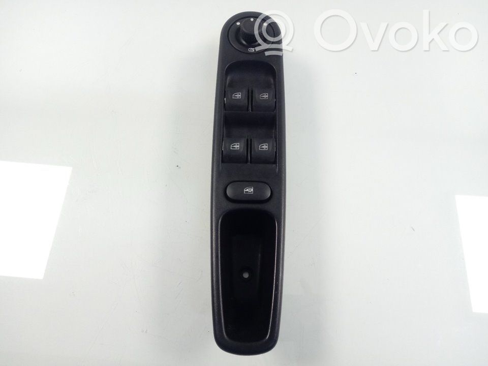 Renault Zoe Comutator comandă geamuri electrice 