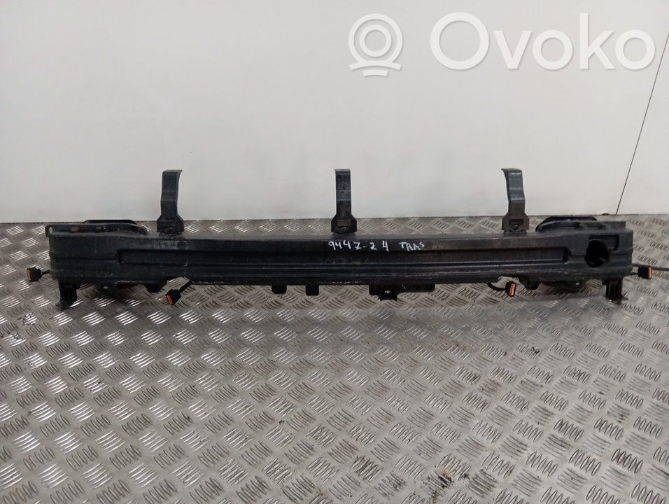 Soporte del parachoques delantero