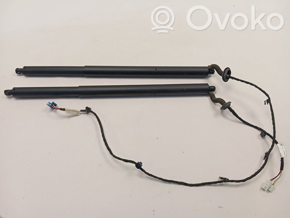 Mercedes-Benz EQB Tampon hayon/capotă portbagaj