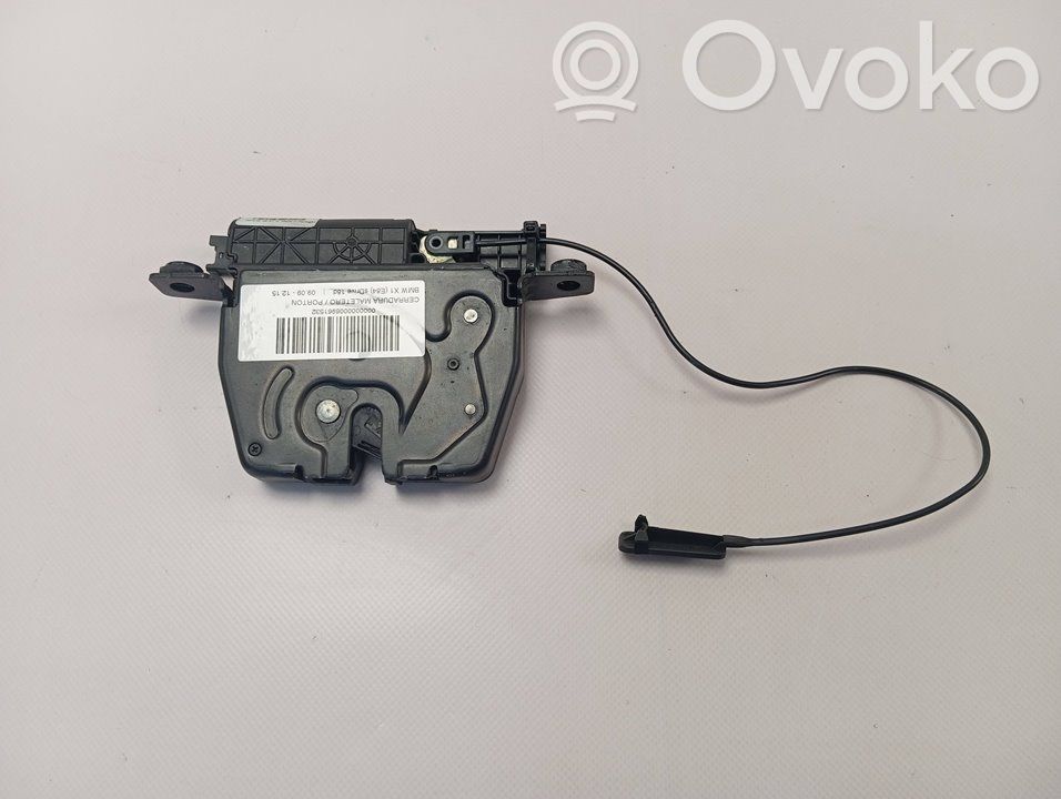 Tailgate lock latch   912781106
