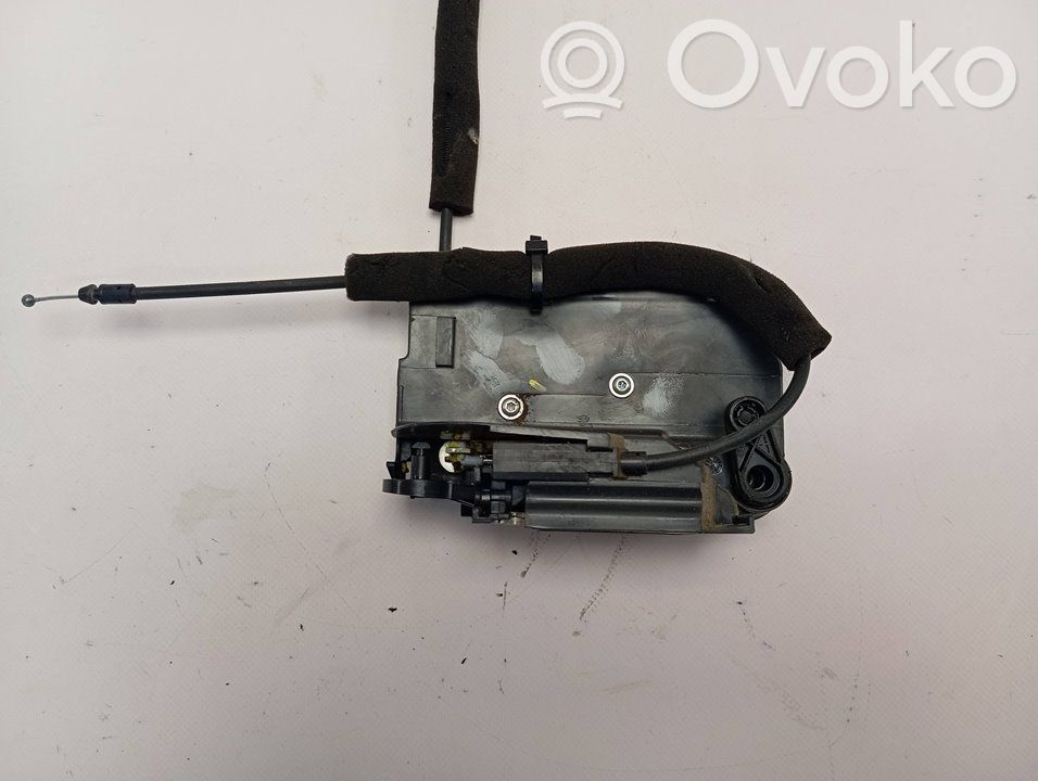 Iveco Daily 6th gen Serratura portiera anteriore 