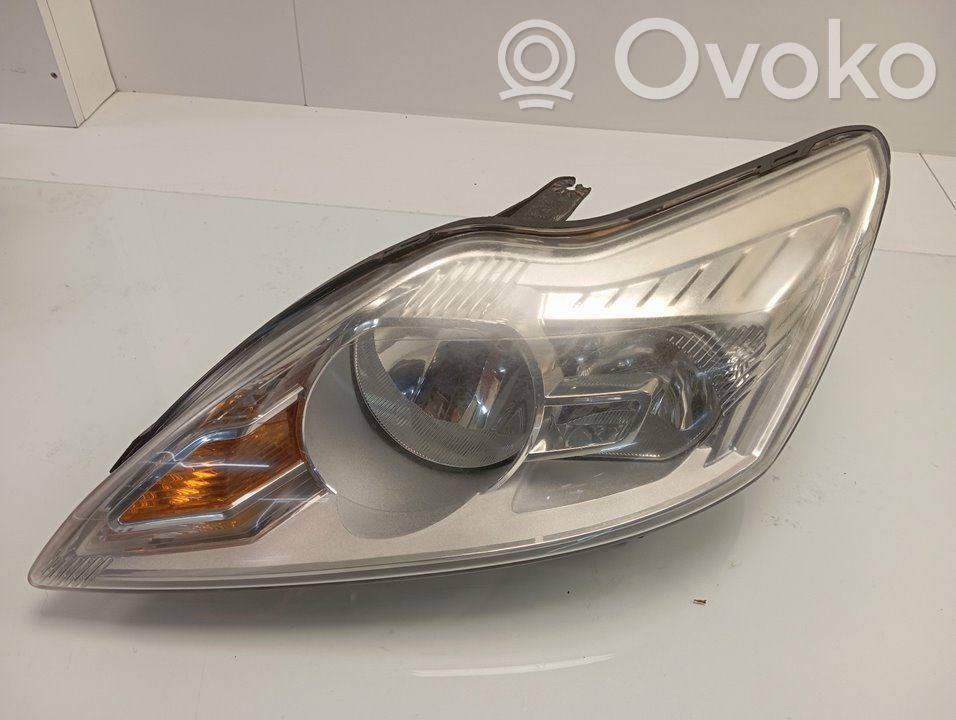 Ford Focus Headlight/headlamp 