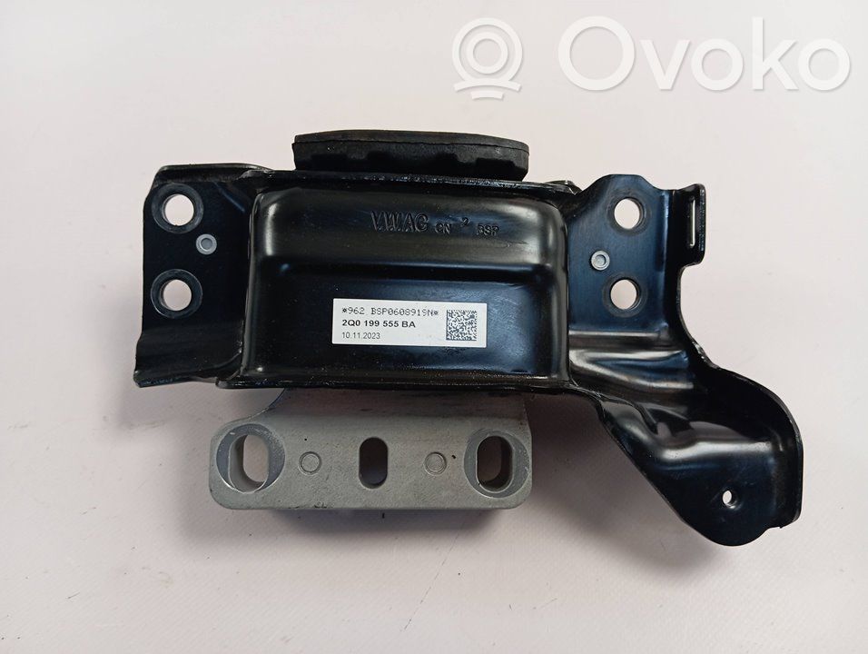 Engine mount bracket   2Q0199555BA