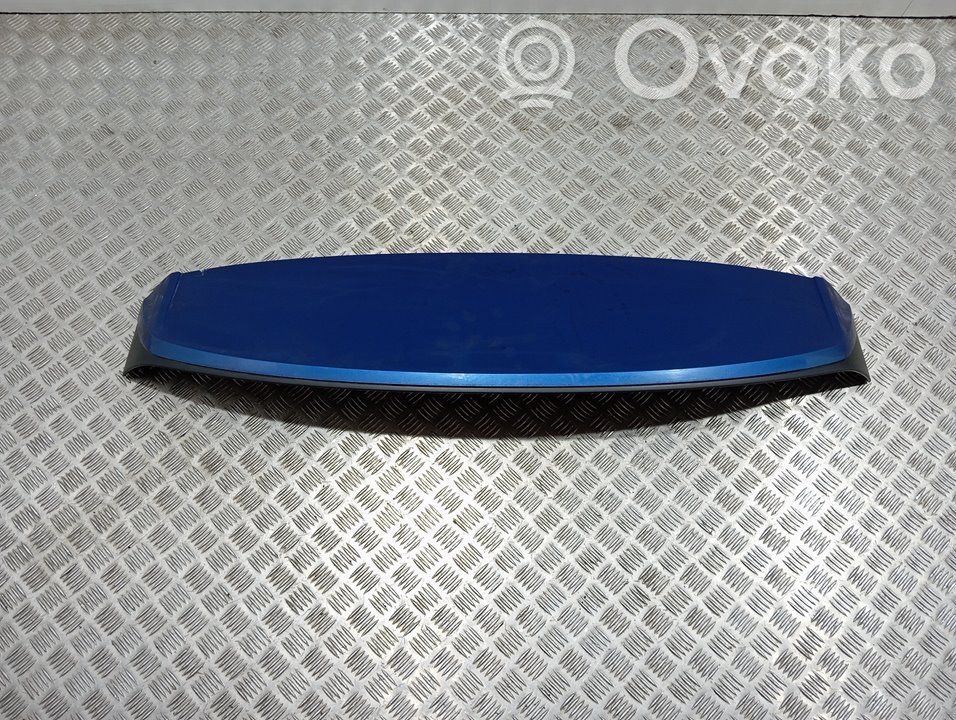 Tailgate/trunk spoiler